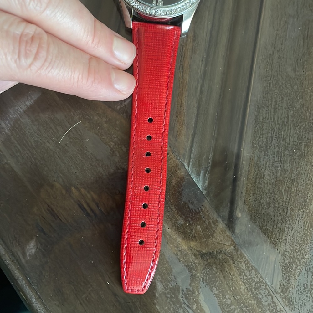 Watch - Picture 7 of 8